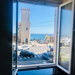 Appartamento Mydollhouse Delizioso Fronte Mare, Genova