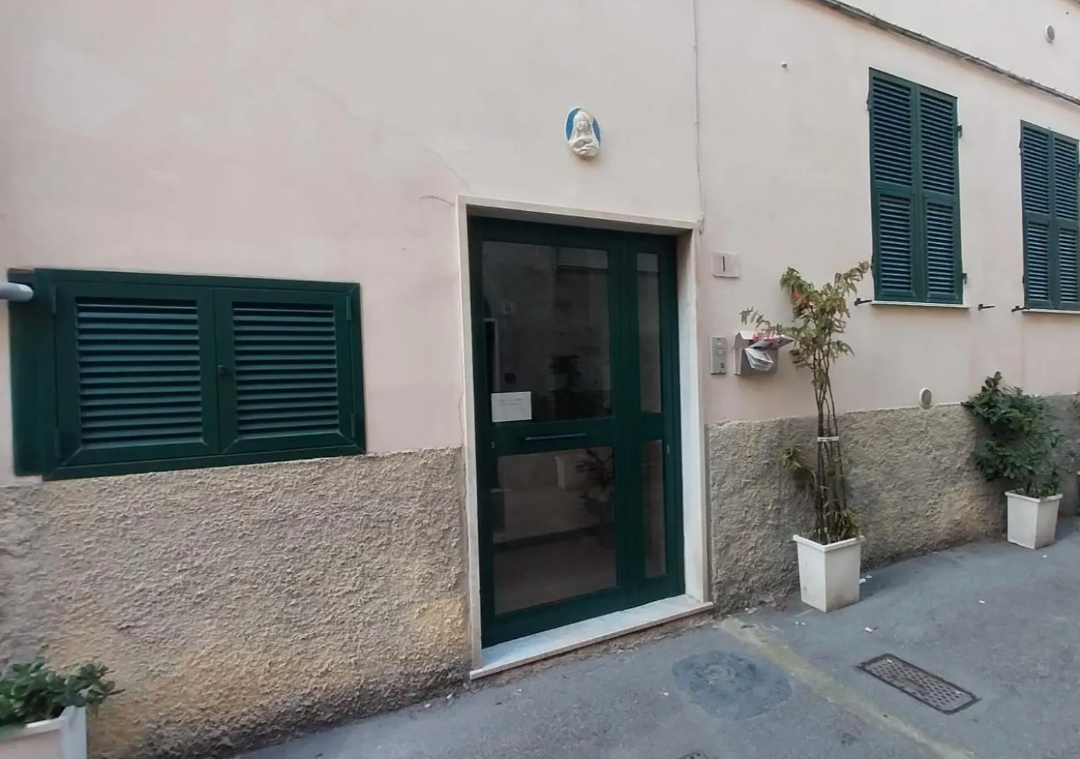 Casa Mirella By Holiday World Genoa 0*,