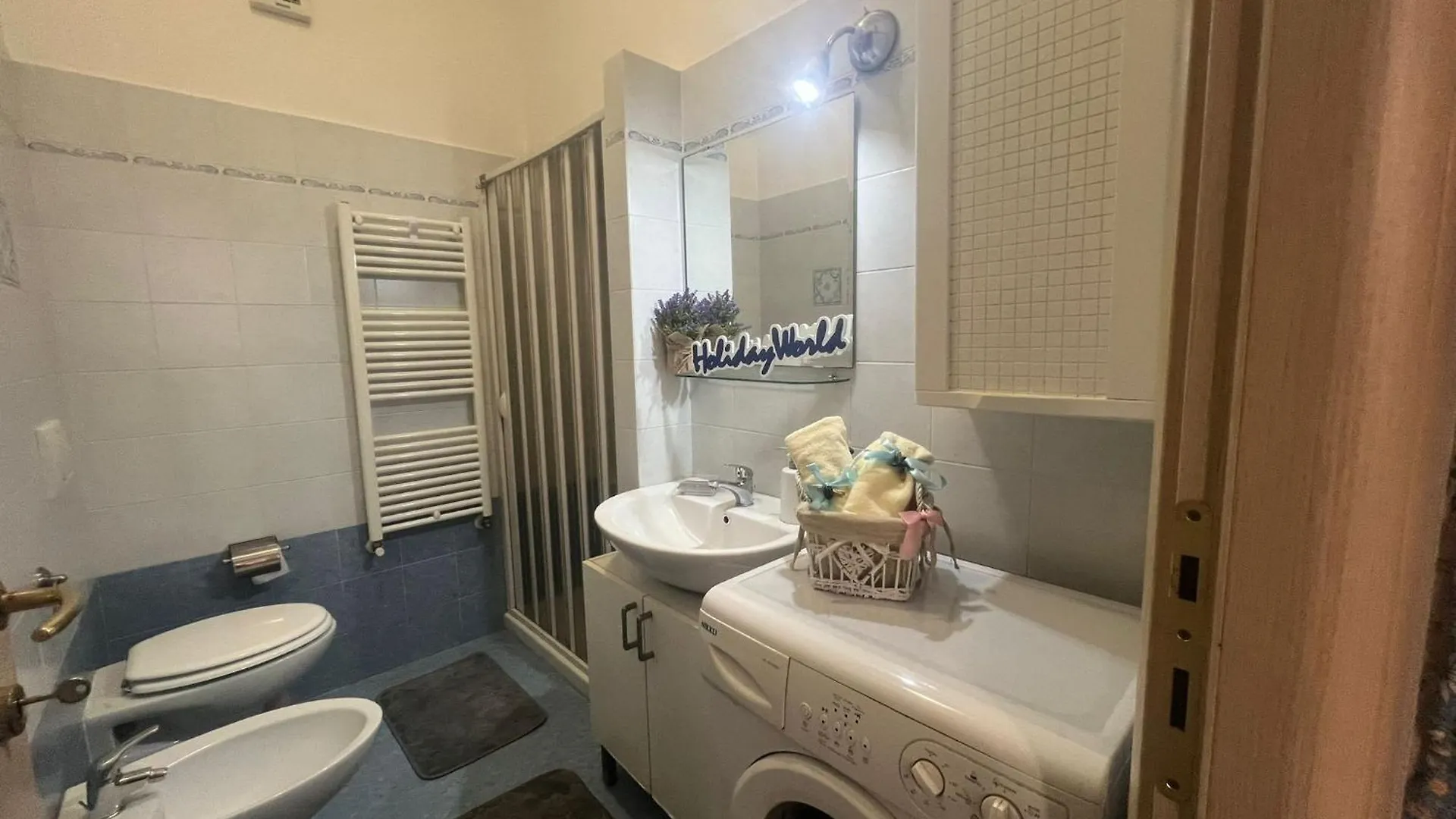 Apartment Casa Mirella By Holiday World Genoa Italy